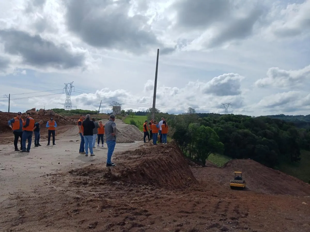 Joaçaba recebe representantes da Defesa Civil de SC para discutir prevenção e resposta a desastres