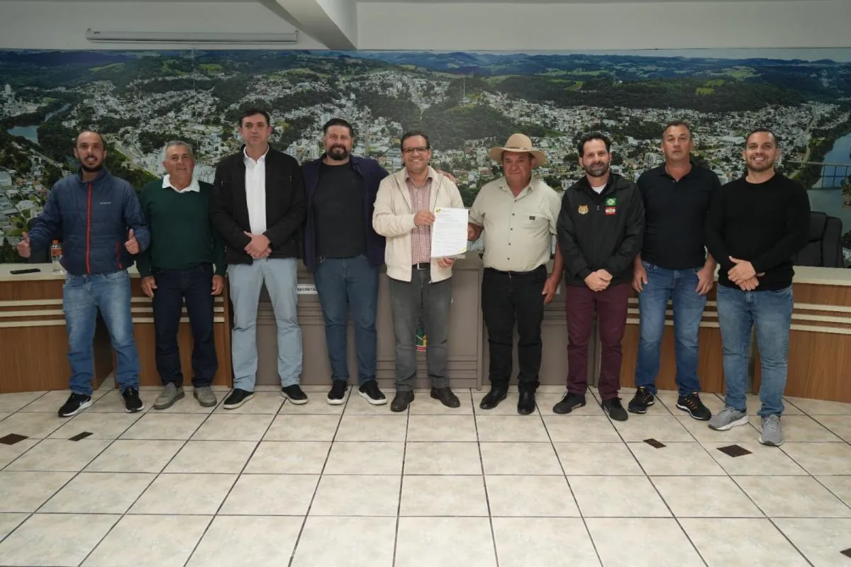 Assinada ordem de serviço para revitalização da Rua Santa Catarina