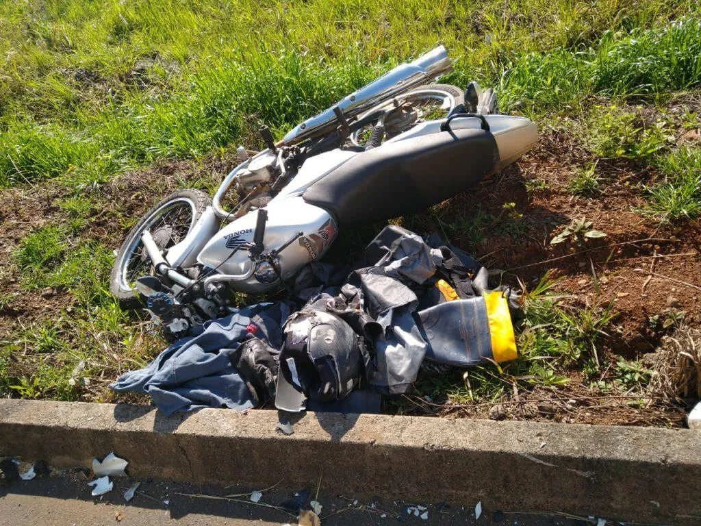 Jovem com motocicleta perde a vida em acidente registrado na SC-355