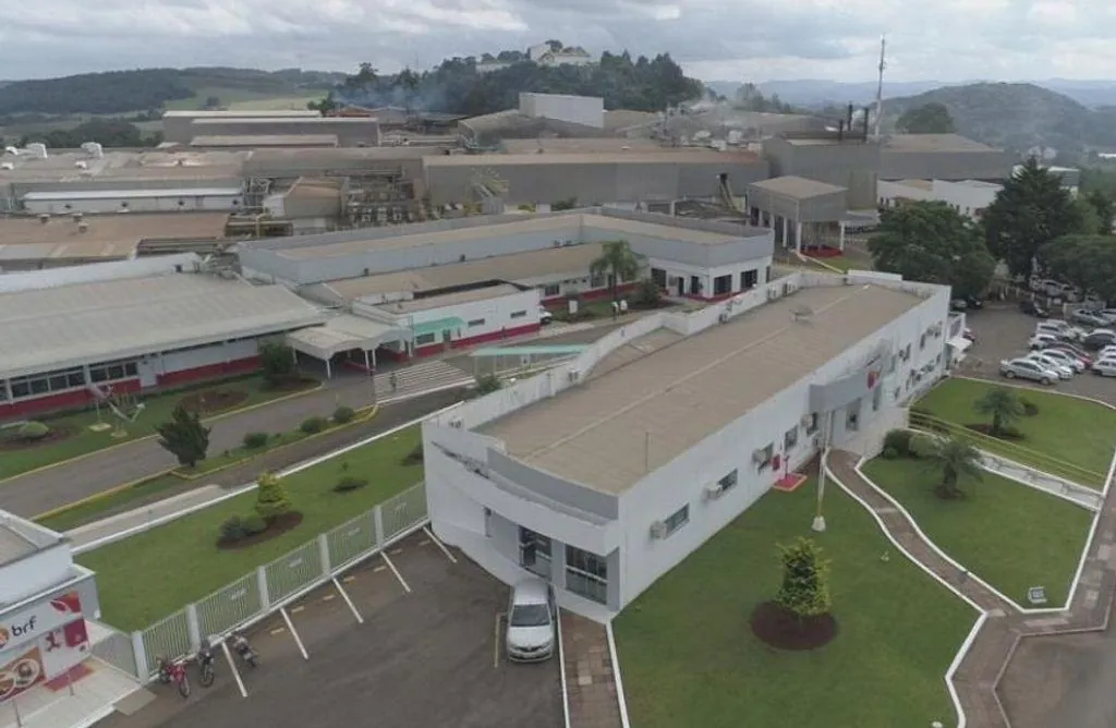 BRF reporta lucro de aproximadamente R$ 1 bilhão no último trimestre do ano