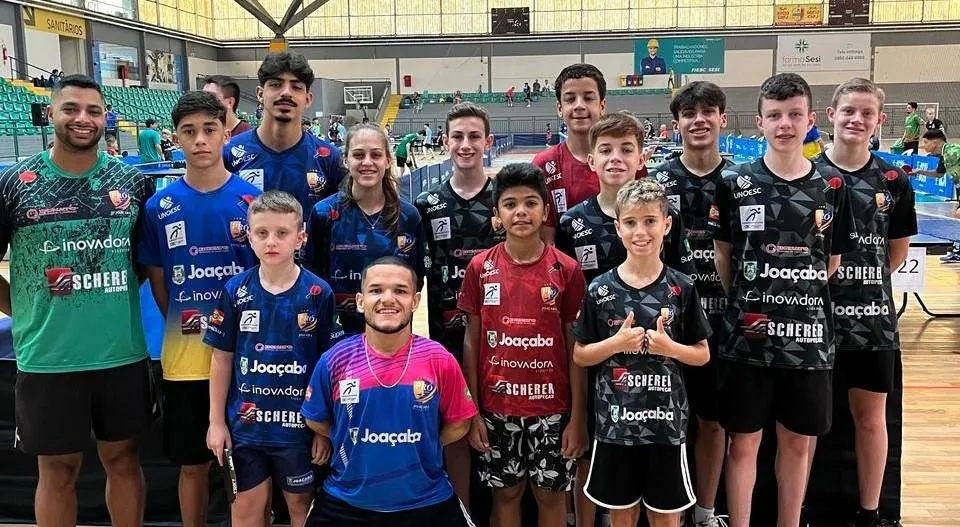 Pró Tênis de Mesa de Joaçaba conquista 13 medalhas no 1º Estadual do ano