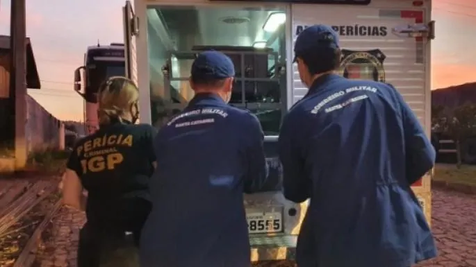Polícia conclui inquérito da morte de jovem esmagado por caminhão