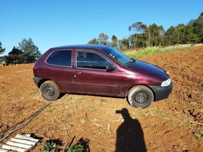 Veículo e Motocicleta foram recuperados após serem furtados