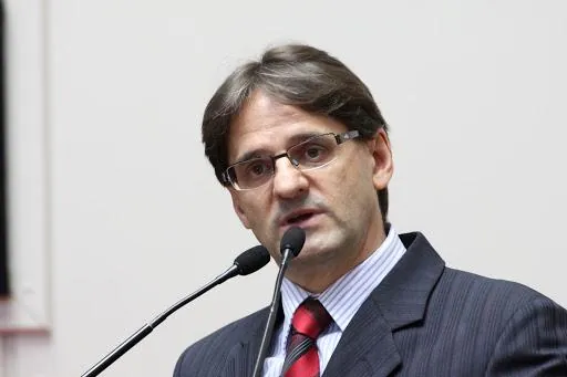 Saretta apresenta Moção de apelo ao Estado por melhores condições diante da pandemia