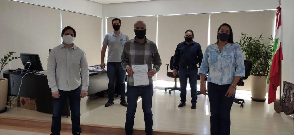 Assinada Ordem de Serviço para pavimentação asfáltica da Rua Armindo Raimundo Heberle