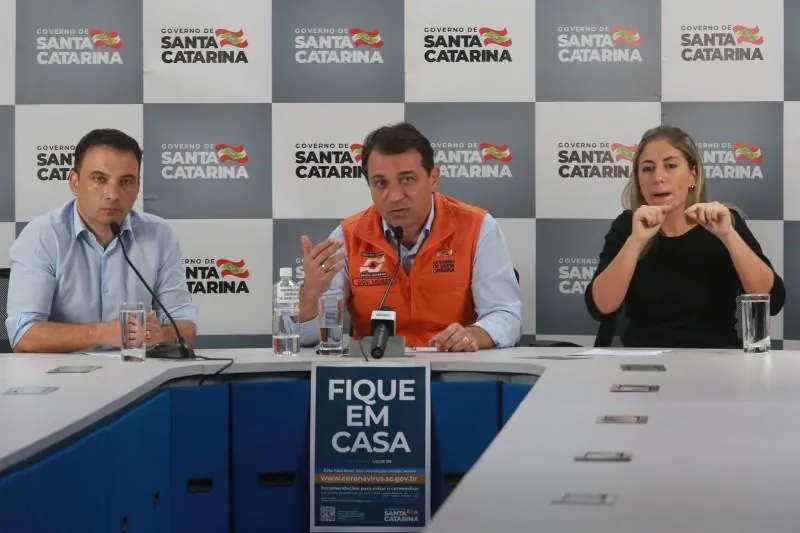 Governador anuncia prorrogação do isolamento social por mais sete dias