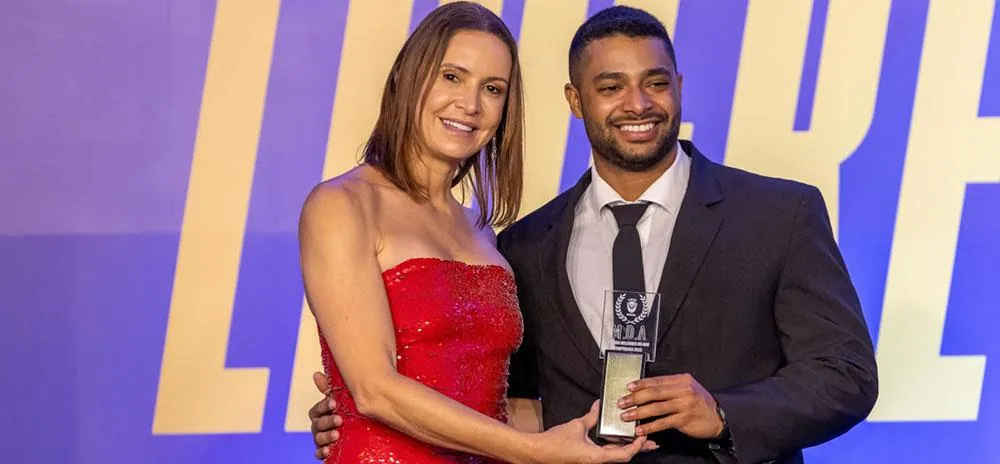 Pela terceira vez, atleta da Unoesc recebe prêmio Melhores do Ano