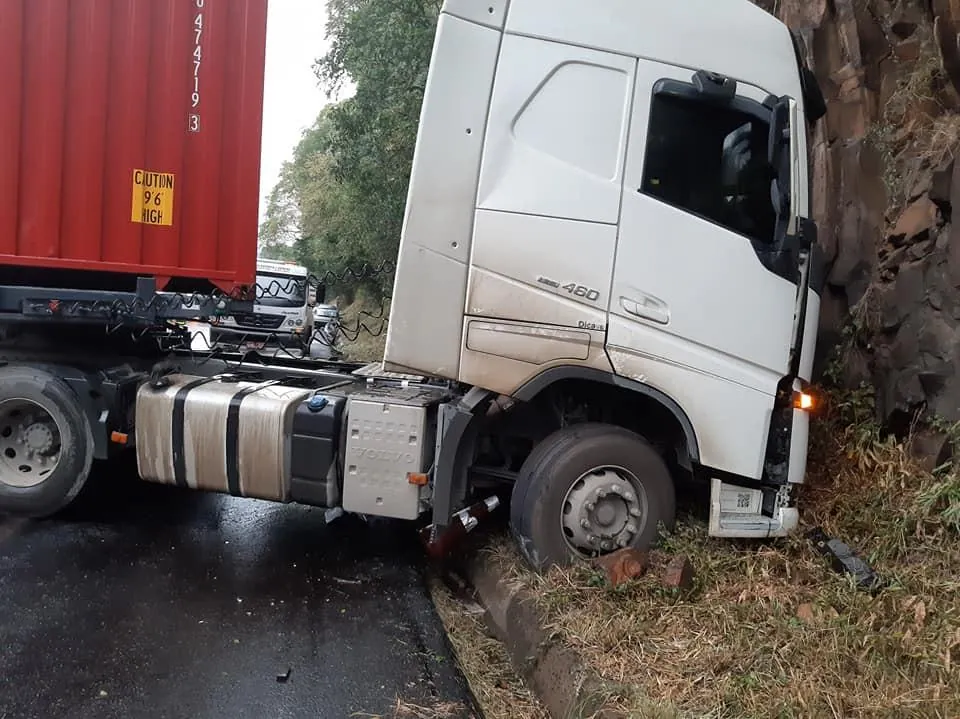 Acidente na BR-282 em Erval Velho deixa uma pessoa morta