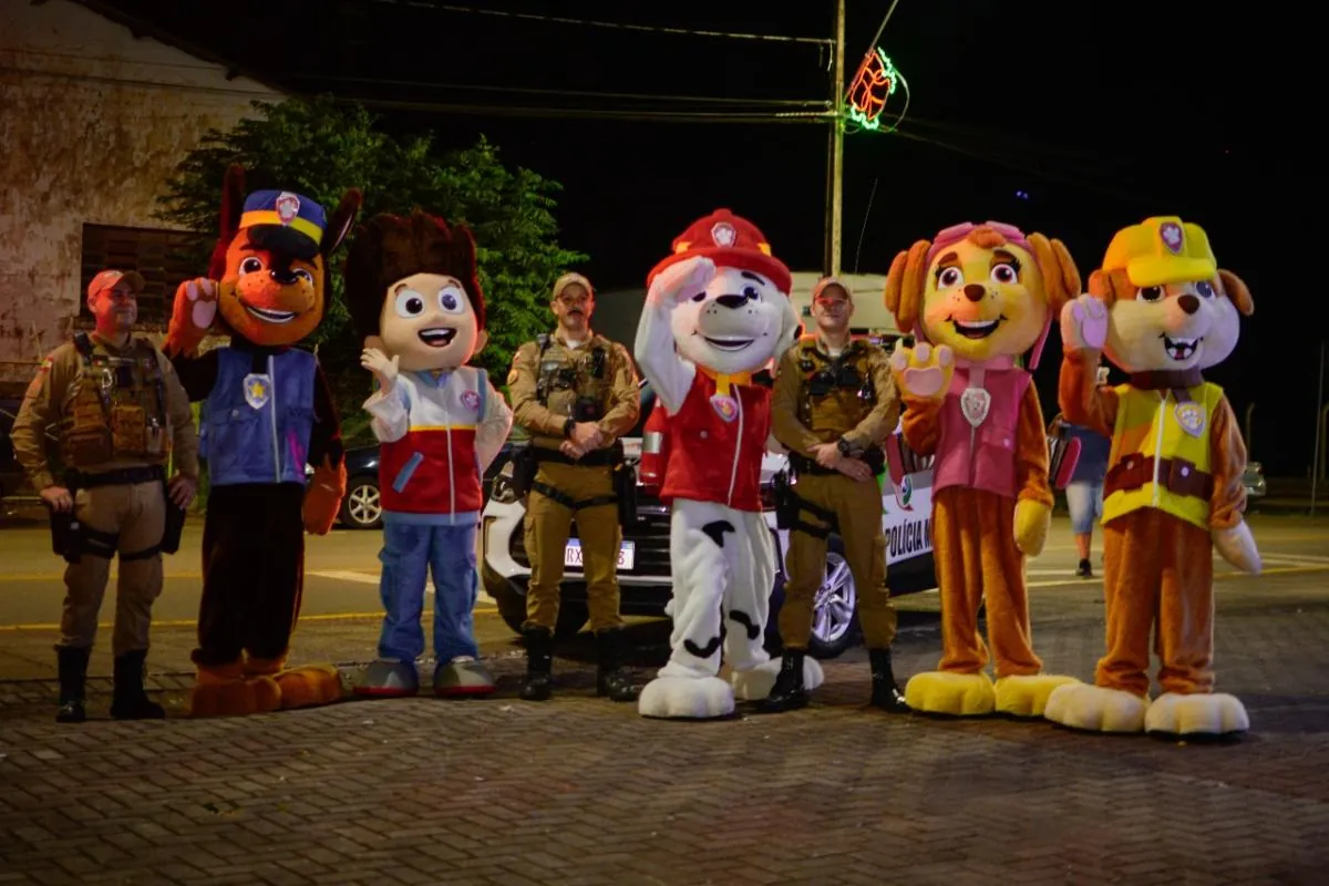 Show com a Patrulha Canina e Integração Gaudéria marcaram segundo dia do Natal em Família Herval