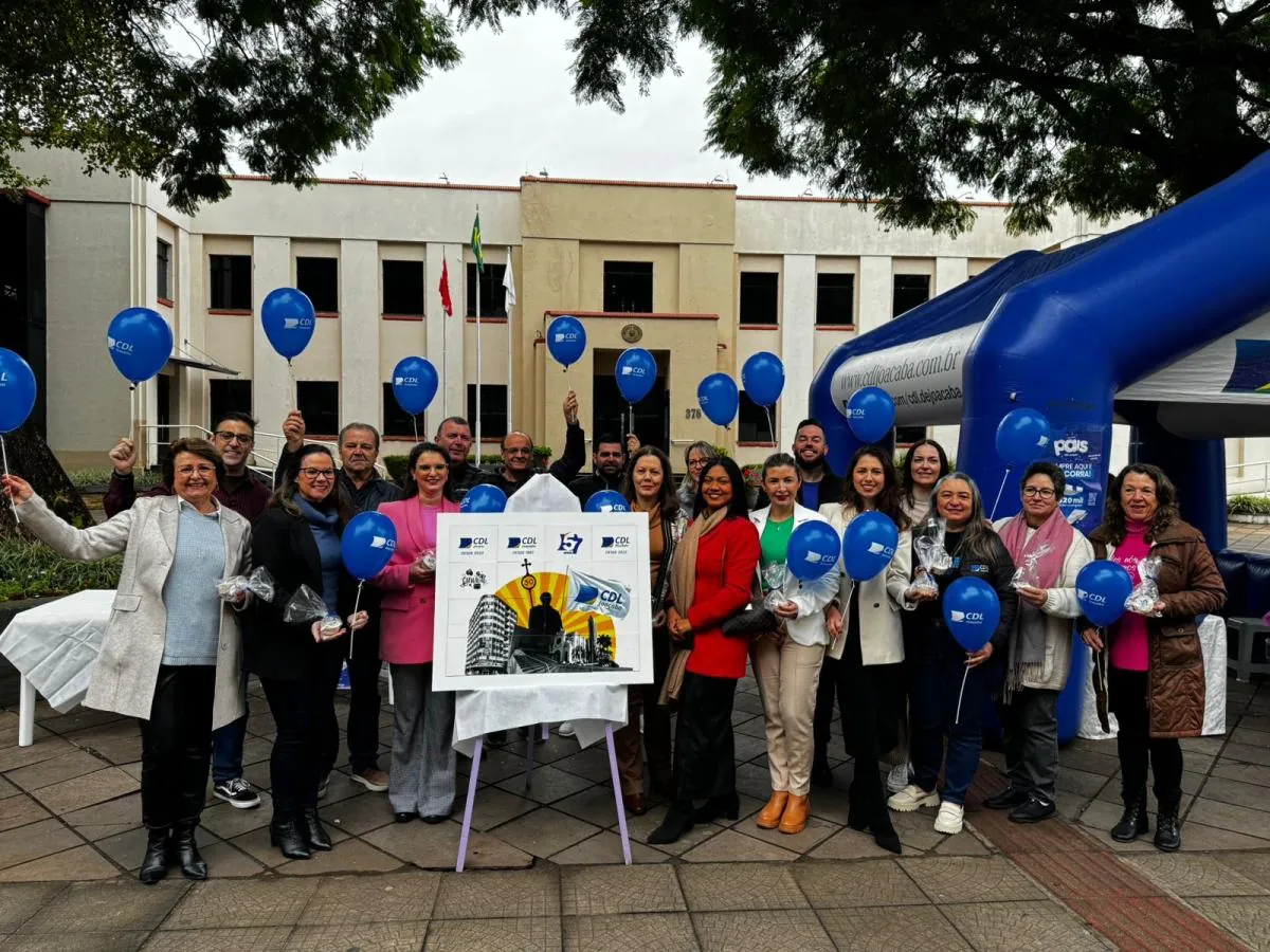 CDL/Joaçaba inicia celebrações de 57 anos com lançamento de quebra-cabeças promocional