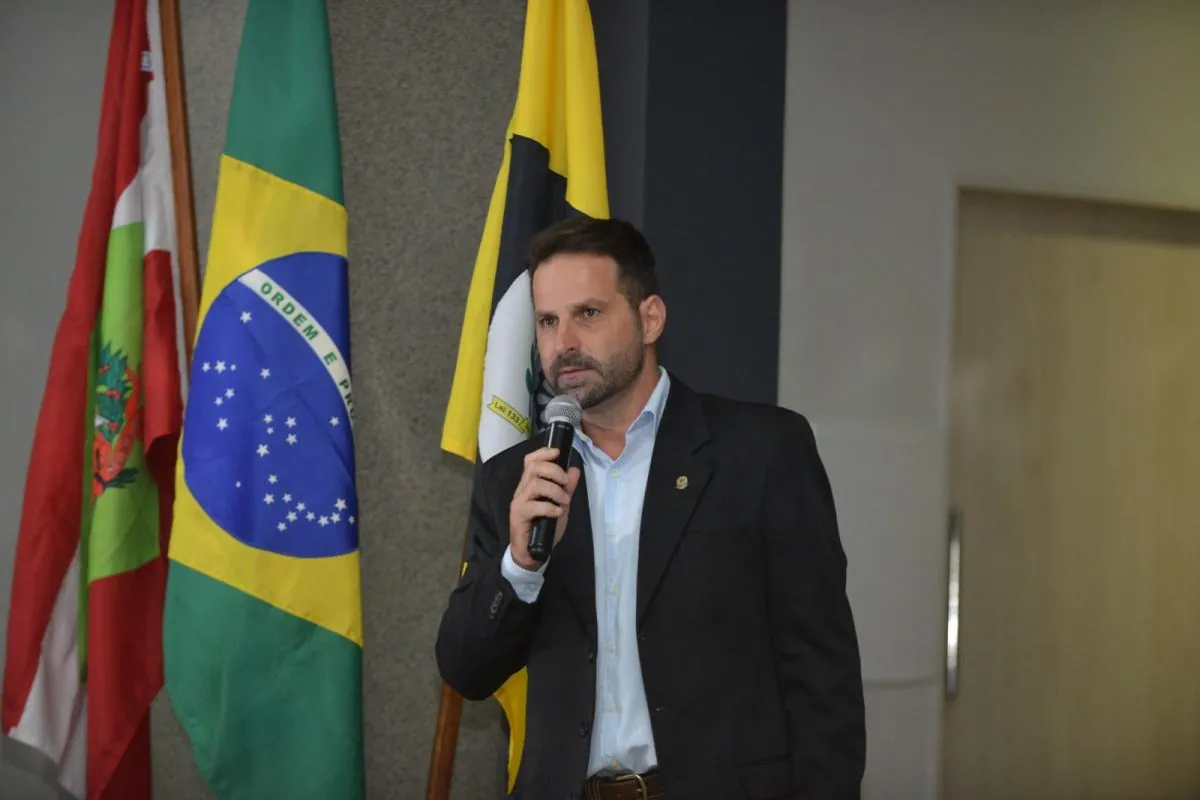 Jean Patrick Giusti (PL) é eleito novo presidente da Câmara de Herval d´Oeste
