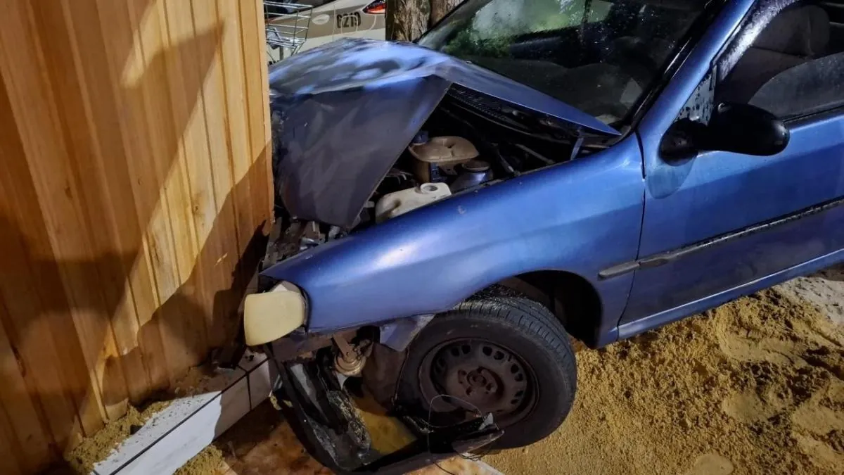 Motorista foge após colidir veículo furtado, em Herval d’Oeste