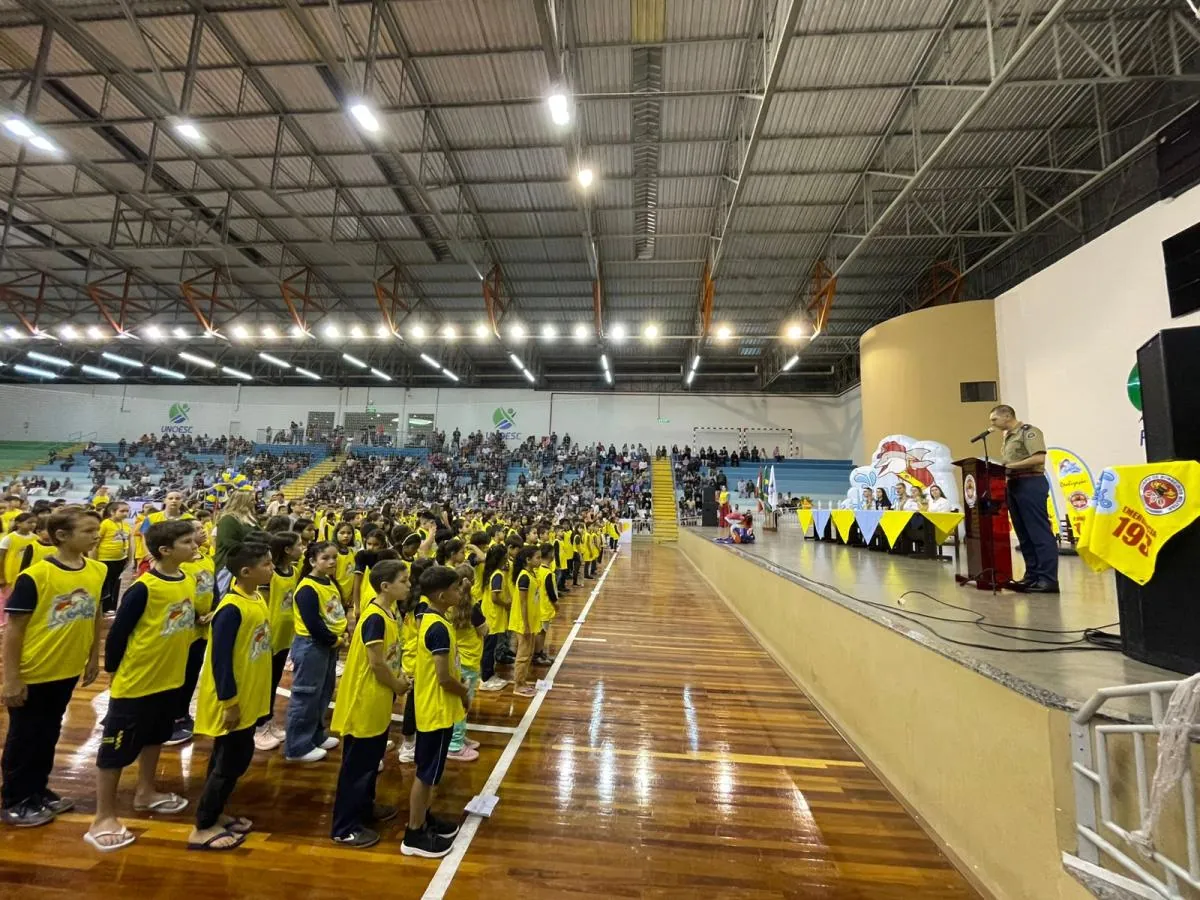 Alunos da Rede Municipal de Joaçaba se formam no Projeto Golfinho do Corpo de Bombeiros