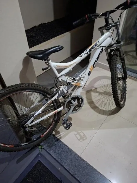 Homem é preso e bicicleta furtada por ele é recuperada em Água Doce