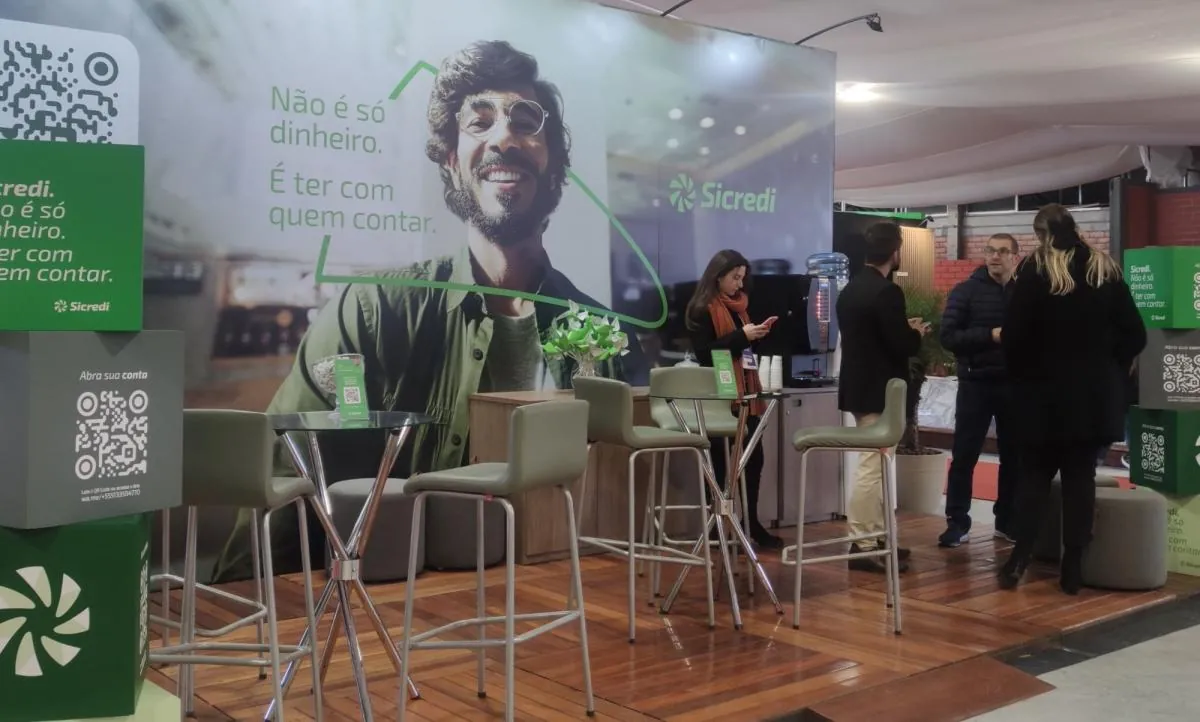 Sicredi esteve presente na Fecaci 2024 em Joaçaba