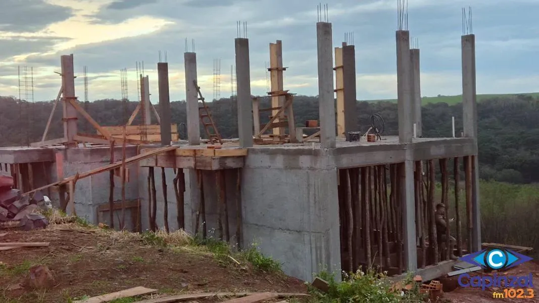 Pedreiro morre após cair de laje em obra, em Capinzal